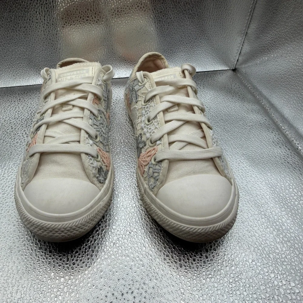 Size 3 Converse Chuck Taylor All Star Kids Butterfly Crochet Low Sneaker A10282F